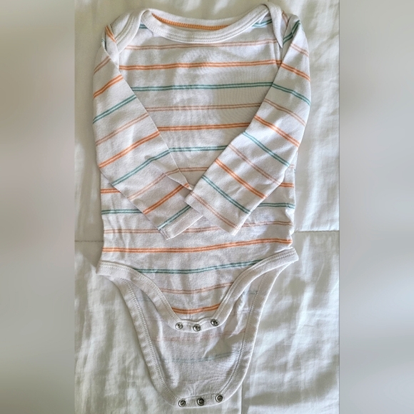 4-Pack Baby Long Sleeved Onesies - Picture 5 of 5